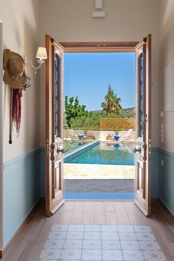 Villa Remedio Neon Khorion  Экстерьер фото